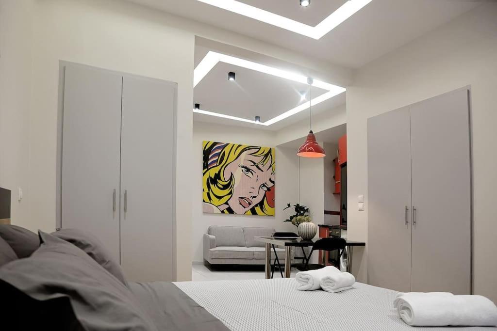 Apartment At Eksarhia Center เอเธนส์ ภายนอก รูปภาพ